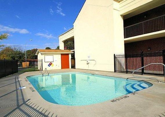 Quality Inn Henderson I-85 Zewnętrze zdjęcie